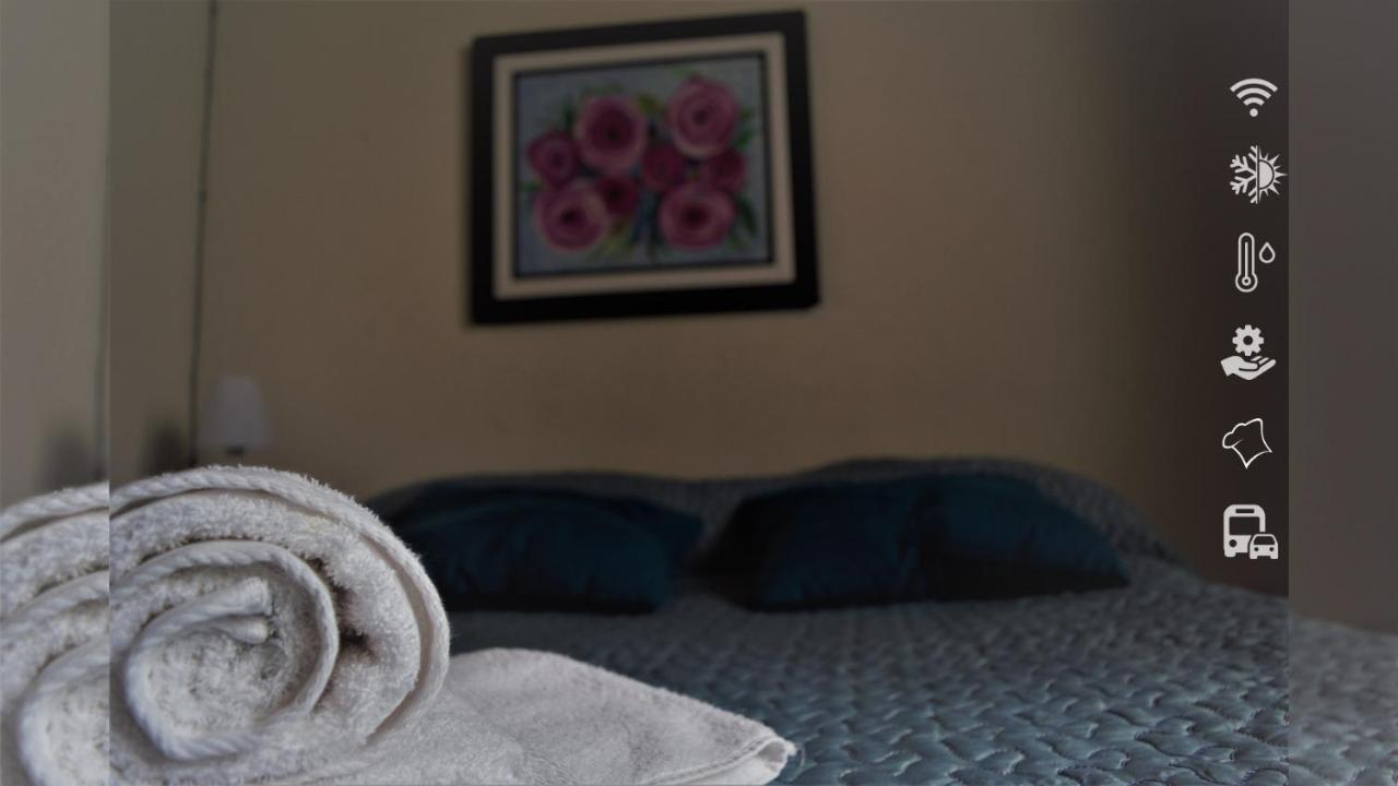 Trotamundos Hostel Сальта Екстер'єр фото